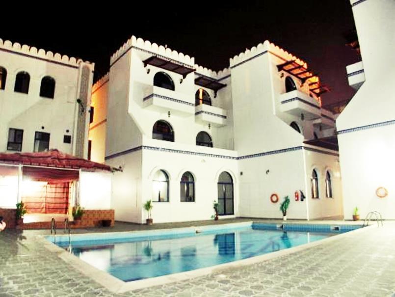 Beach Hotel Muscat Exterior photo