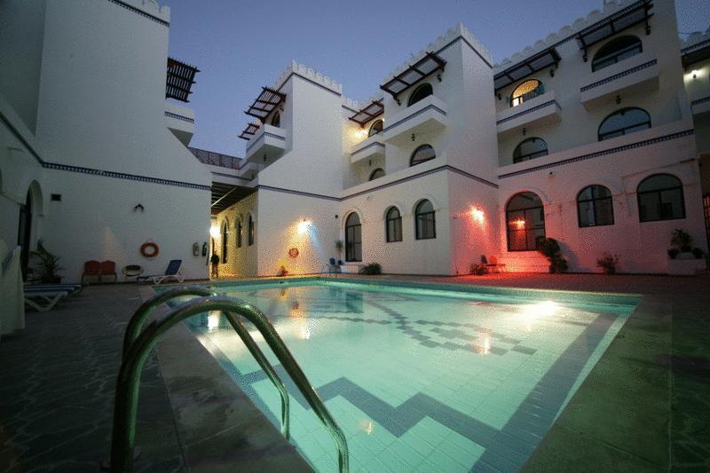 Beach Hotel Muscat Exterior photo